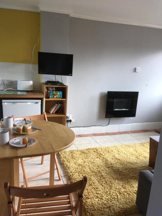 8 Sandy Bottom Sandown Bay Holiday Park, Reduced Ferry, Please Contact Us Exterior foto