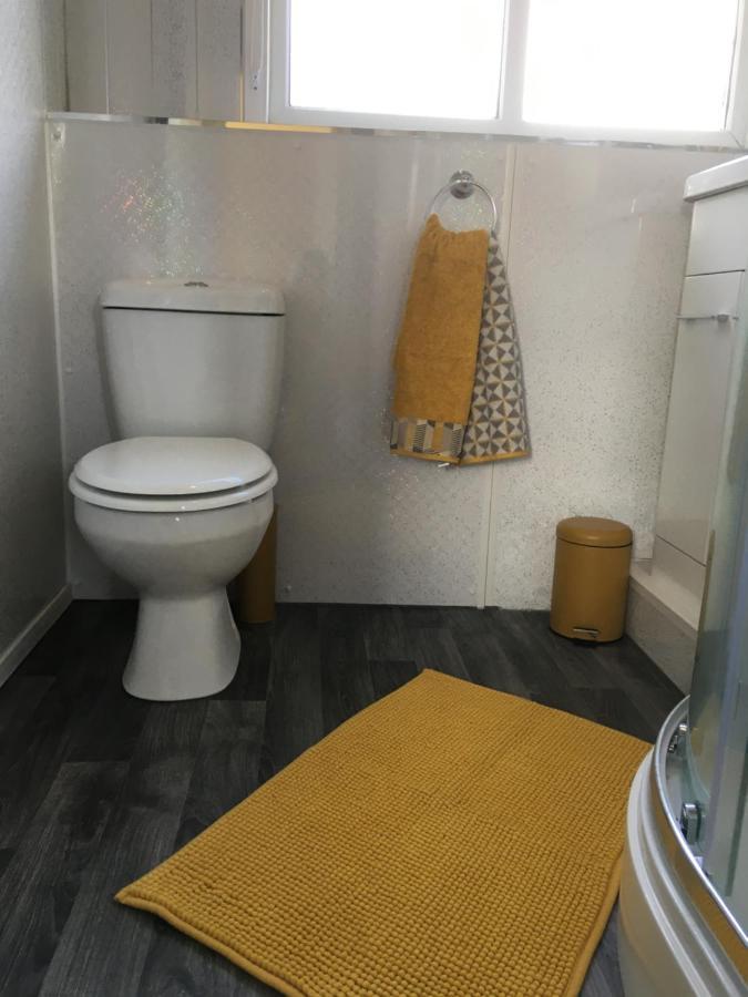 8 Sandy Bottom Sandown Bay Holiday Park, Reduced Ferry, Please Contact Us Exterior foto